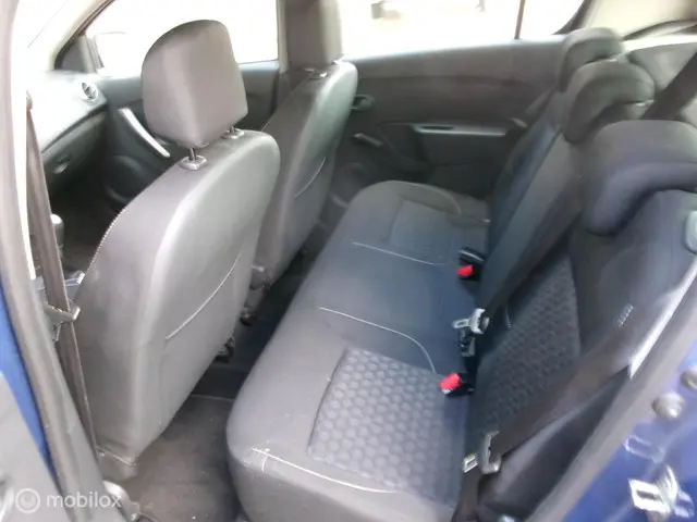 Dacia Sandero 0.9 TCe Ambiance 60.000km . 2013 Benzine 9