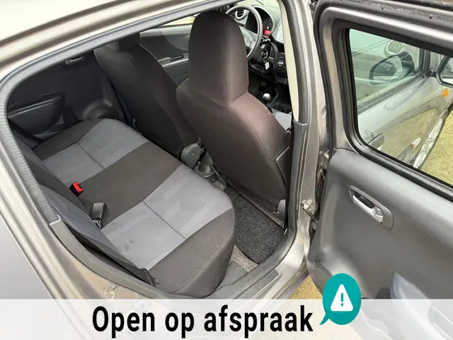 Suzuki Alto 1.0 Celebration EASSS 2015 Benzine 7