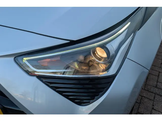 Toyota Aygo 1.0 VVT-i x-clusiv 2019 Benzine 6