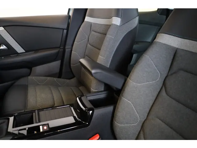 Citroën C4 PT 130 Feel Edition 2021 Benzine 49