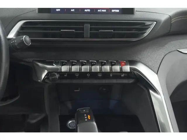 Peugeot 3008 1.6 PureTech 180 GT Line 2019 Benzine 45