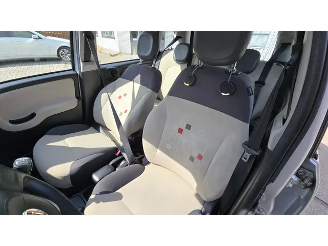 Fiat Panda 1.2 Edizione Cool 2013 Benzine 12