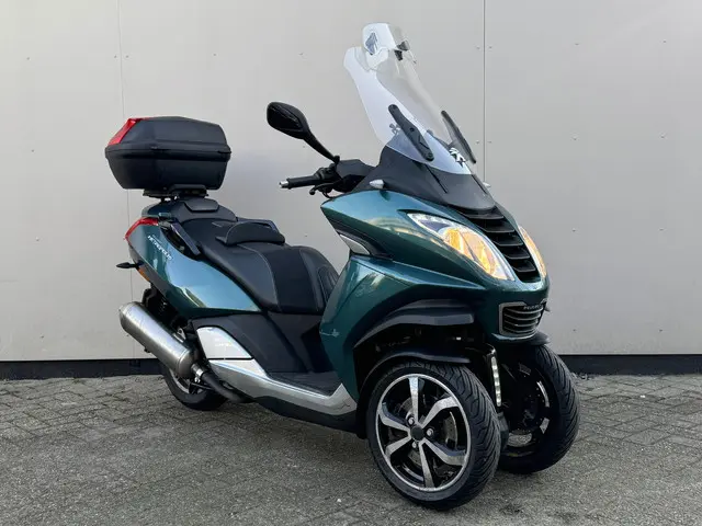 Peugeot Metropolis Scooter RS 2018 Benzine 3