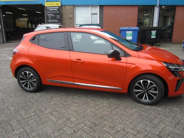 Renault Clio 1.0 TCe 90 Techno+Pack Winter 2024 Benzine 4