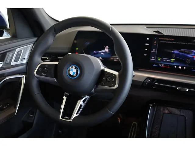 BMW iX1 eDrive20 2025 Elektrisch 12