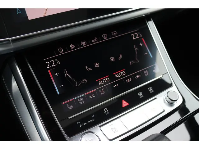 Audi Q8 50 TDI quattro S-Line | 2019 Hybride Diesel 32