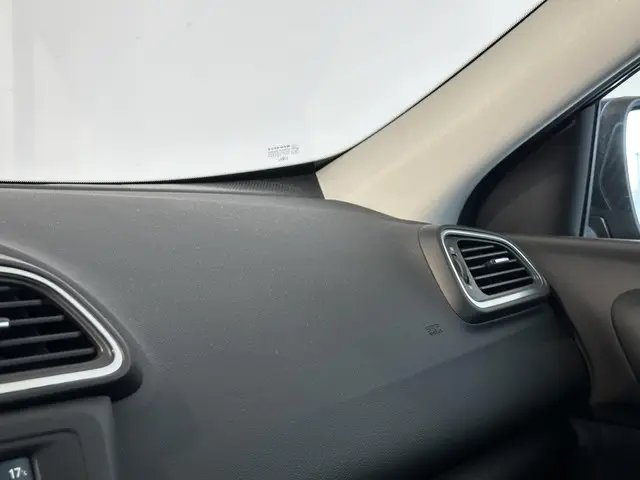 Renault Kadjar 1.2 TCe Intens 2015 Benzine 28