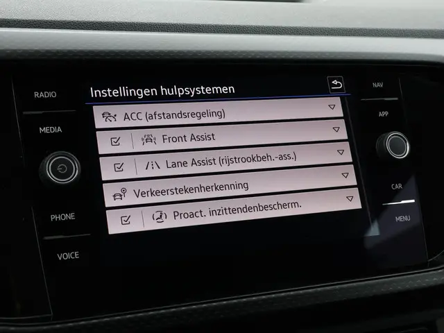 Volkswagen T-Cross 1.0 TSI 110pk DSG Style 2023 Benzine 29