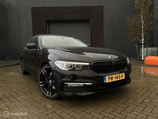 BMW 5 Serie 520i High Executive 2017 Benzine 6