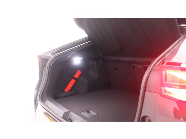 CUPRA Tavascan Adrenaline 82 kWh 2025 Elektrisch 33