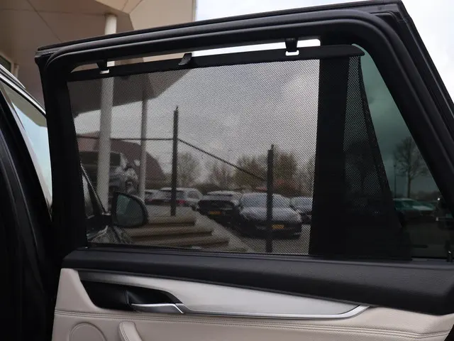 BMW X5 xDrive40e High Executive 2015 Hybride Benzine 13