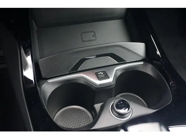 BMW 2 Serie Gran Coupé 218i 2025 Benzine 18