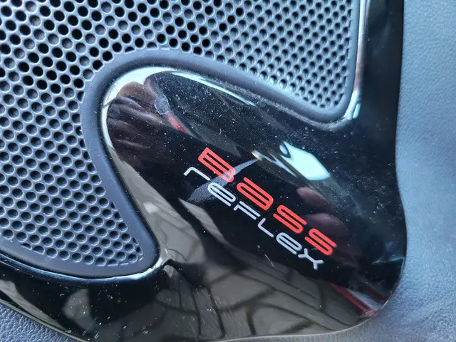 Renault Clio Estate 0.9 TCe Limited 2019 Benzine 33