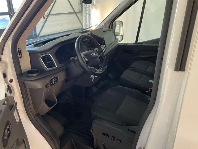 Ford Transit 350 2.0 TDCI L3H2 Trend 2024 Diesel 13