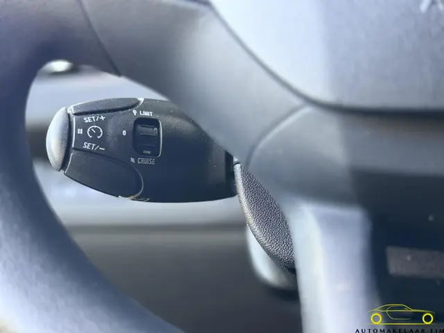 Peugeot 208 1.2 PureTech / Orig. NL / 1e eig. 2018 Benzine 34