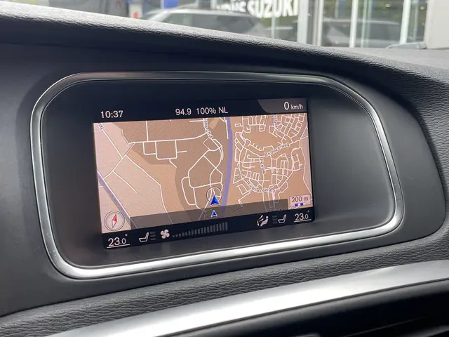 Volvo V40 1.5 T2 Polar+ 2018 Benzine 18