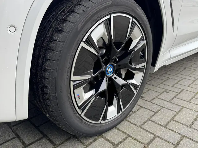 BMW iX3 HIGH EXECUTIVE 80 KWH 2022 Elektrisch 20