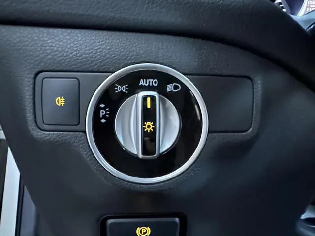 Mercedes-Benz GLA 200 AMG 2015 Benzine 14