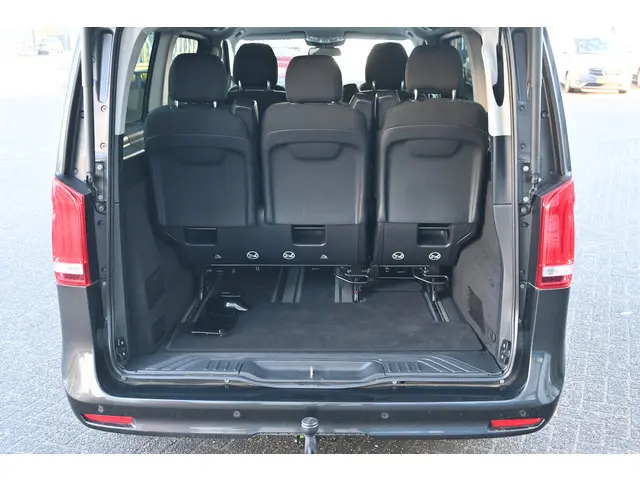 Mercedes-Benz V-Klasse 300d Lang Edition 2024 Diesel 18