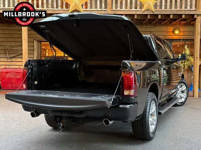 Dodge Ram 1500 Sport 5.7 V8 2018 LPG/Gas 7