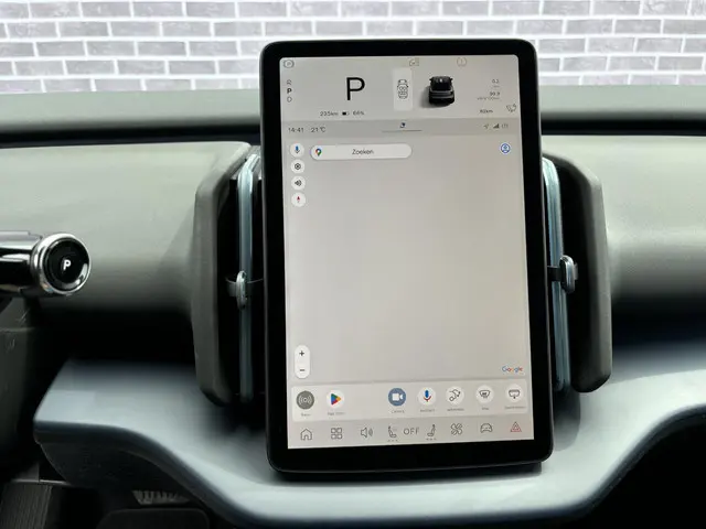 Volvo EX30 Extended Range Plus 2025 Elektrisch 19