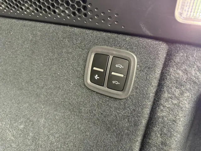 Porsche Macan 4 100 kWh 2024 Elektrisch 39