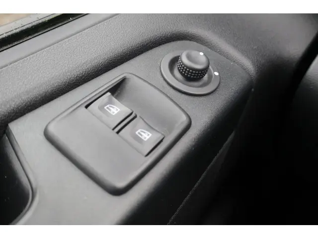 Renault Trafic 2.0 dCi 145pk L2 H1 Automaat 2020 Diesel 34