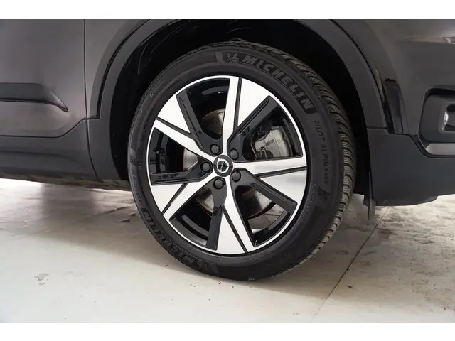 Volvo XC40 P8 Recharge AWD R-Design 2021 Elektrisch 30