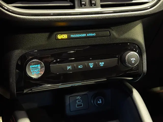 Ford Kuga 2.5 FHEV ST-Line X 2024 Hybride Benzine 31