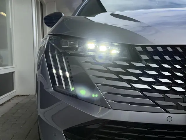 Peugeot 508 1.6 HYbrid 225 GT 2024 Hybride Benzine 35