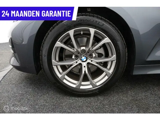 BMW 3 Serie Touring 320i High Executive 2020 Benzine 15