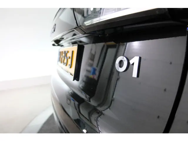 Lynk & Co 01 1.5 2023 Hybride Benzine 18