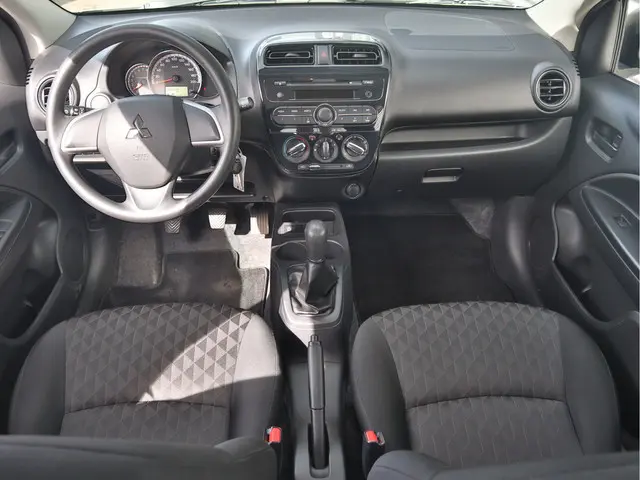 Mitsubishi Space Star 1.0 Cool+ 2020 Benzine 5