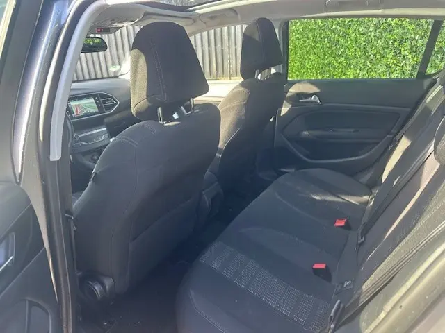 Peugeot 308 1.6 BlueHDi Blue Lease Executive 2016 Diesel 7