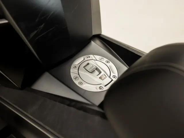 BMW C 400 GT Triple Black 2025 Benzine 22