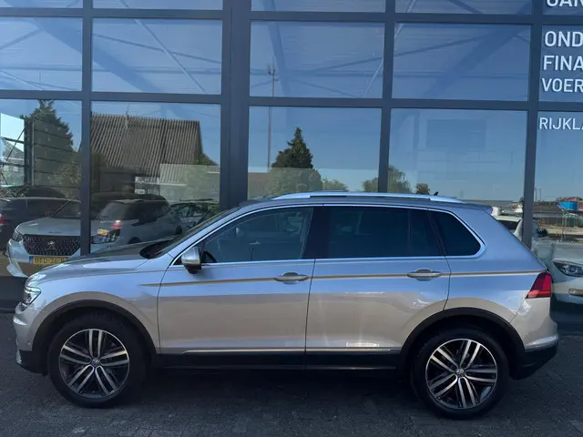 Volkswagen Tiguan 2.0 TSI 4Motion Highline 2016 Benzine 6