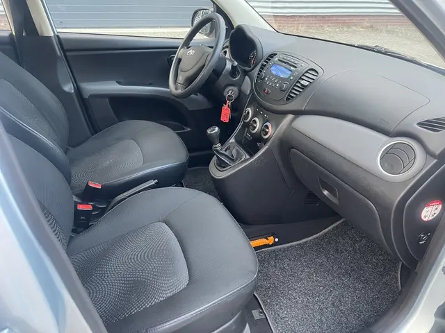 Hyundai i10 1.0 i-Drive Cool, Airco, 2014 Benzine 20