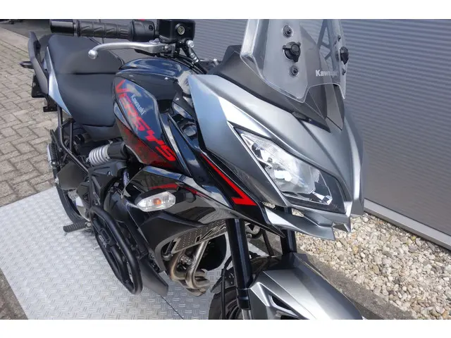 Kawasaki Versys 650 ABS 2022 Benzine 7