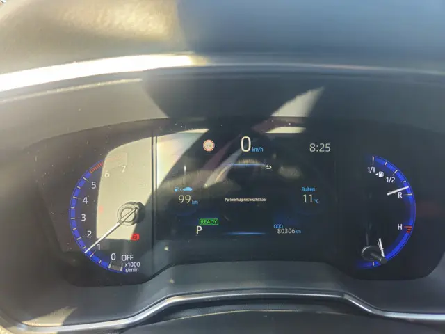 Toyota Corolla 1.8 Hybrid Style 2019 Hybride Benzine 25