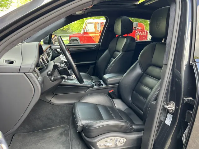 Porsche Macan 3.6 Turbo 2017 Benzine 13