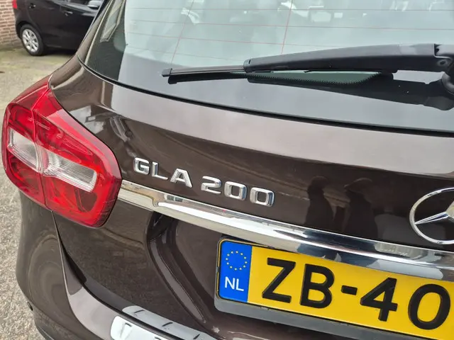 Mercedes-Benz GLA 200 Ambition 2015 Benzine 35