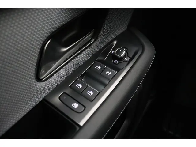 Opel Grandland 1.2 Turbo Hybrid GS 2024 Hybride Benzine 21