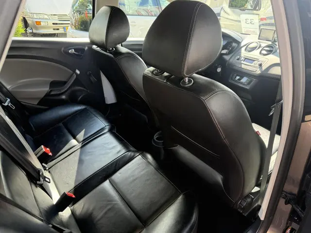 SEAT Ibiza 1.2 TSI Style met leer 2015 Benzine 8