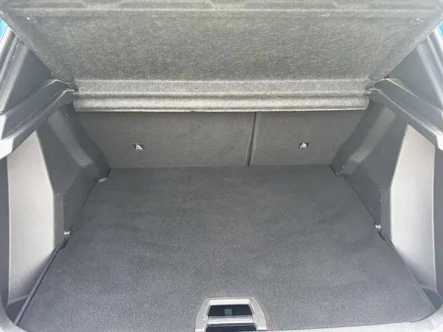 Peugeot e-2008 EV Allure 50 kWh 2020 Elektrisch 10