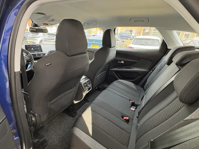 Peugeot 3008 1.2T Automaat Active 2019 Benzine 15