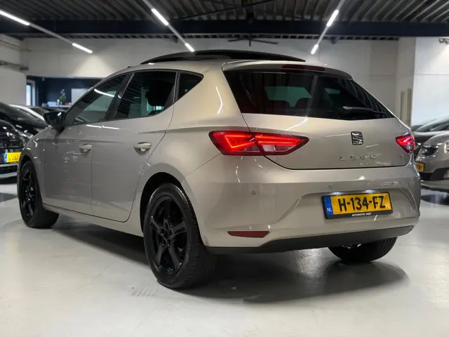 SEAT Leon 1.2 TSI Style Panoramadak|Leder|LED!! 2013 Benzine 5