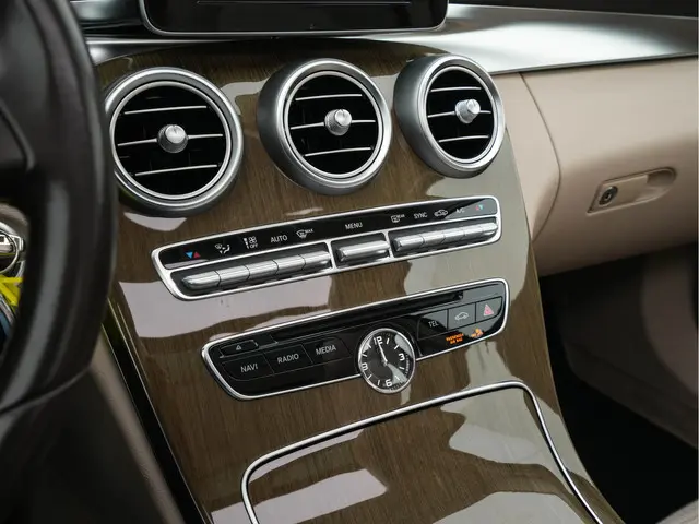 Mercedes-Benz C-Klasse 180 Ambition 2016 Benzine 13