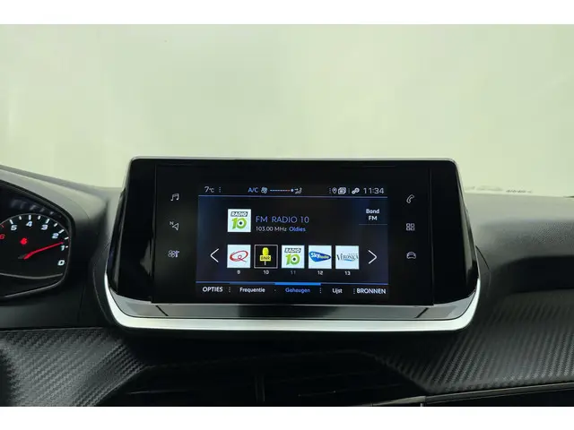 Peugeot 208 1.2 PureTech Active 2023 Benzine 21