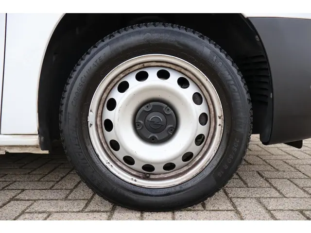 Opel Combo 1.5D L2H1 Edition 2021 Diesel 14