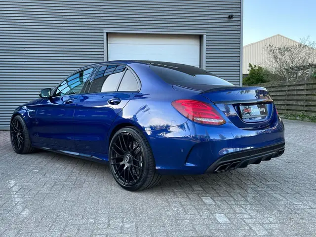 Mercedes-Benz C-Klasse 63 AMG 2017 Benzine 6